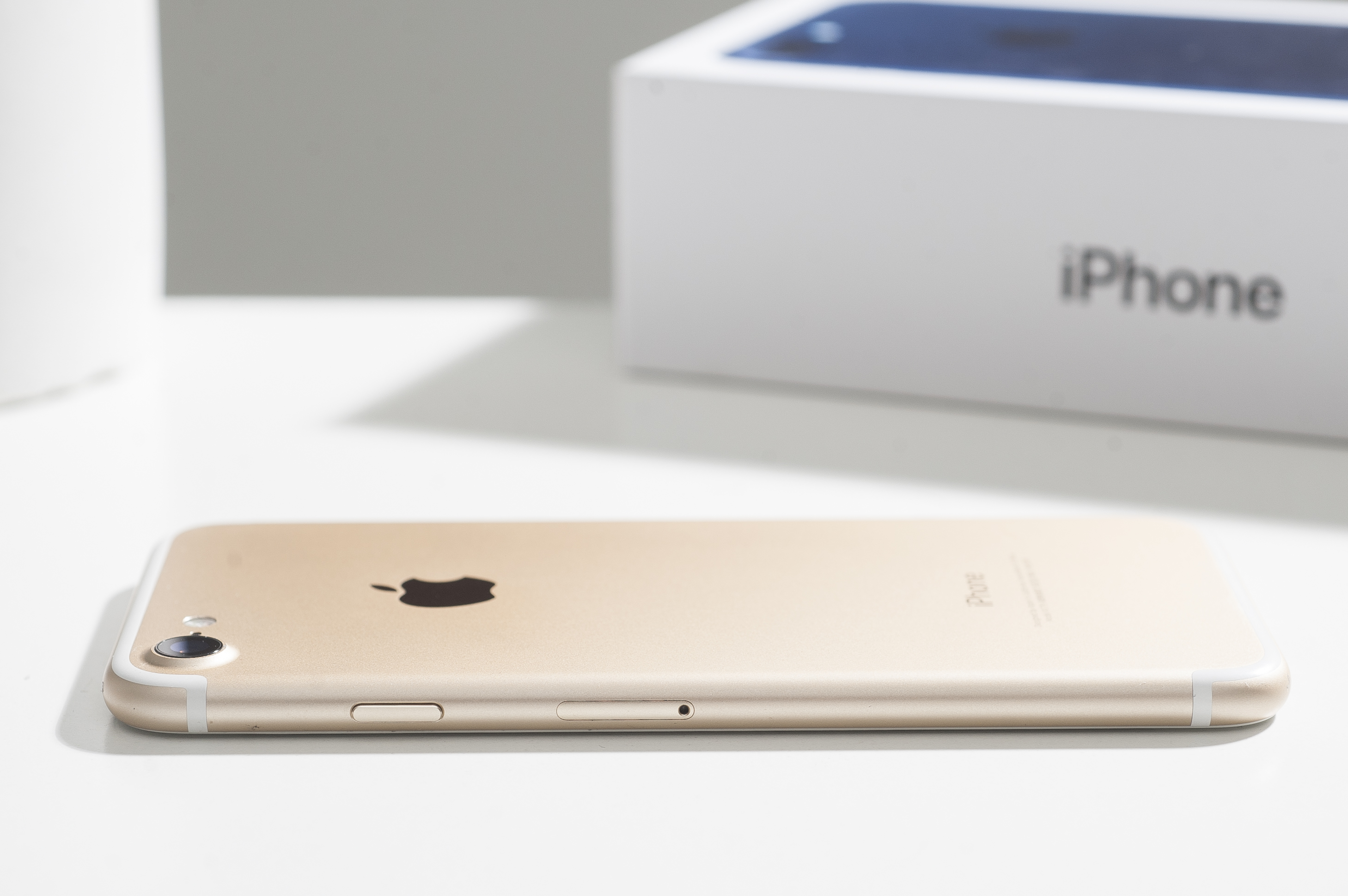 iPhone 7 128GB Gold (MN942) б/у